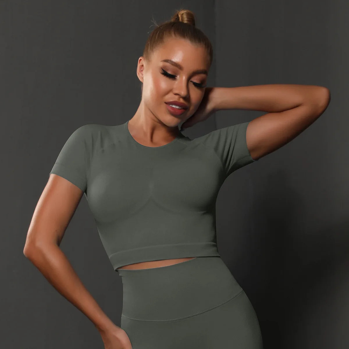 Workout Sport Top Women Sexy Short Sleeve Yoga Crop Tops Gym Fitness Shirts Quick Dry Running Training t-Shirts Solid Sport Wear